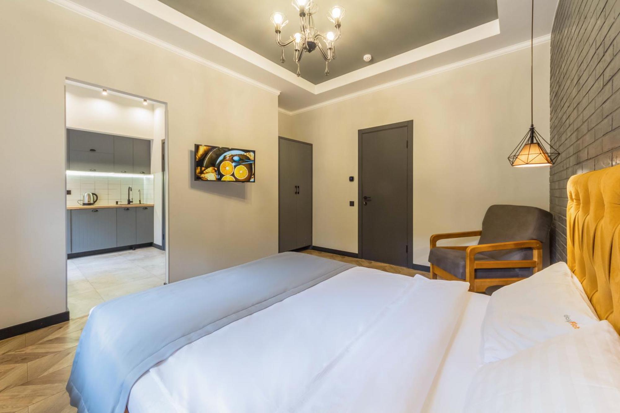 Central Apartments Maidan Area เคียฟ ภายนอก รูปภาพ